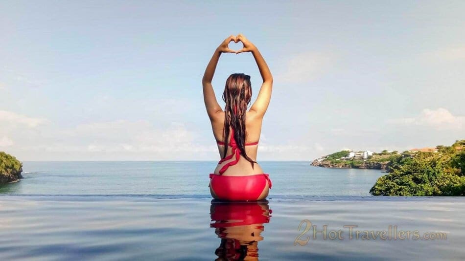 Shape Up Slimming Coffee Revealed: Hot Aroma or Slimming Fail? Cheche enjoying in the pool