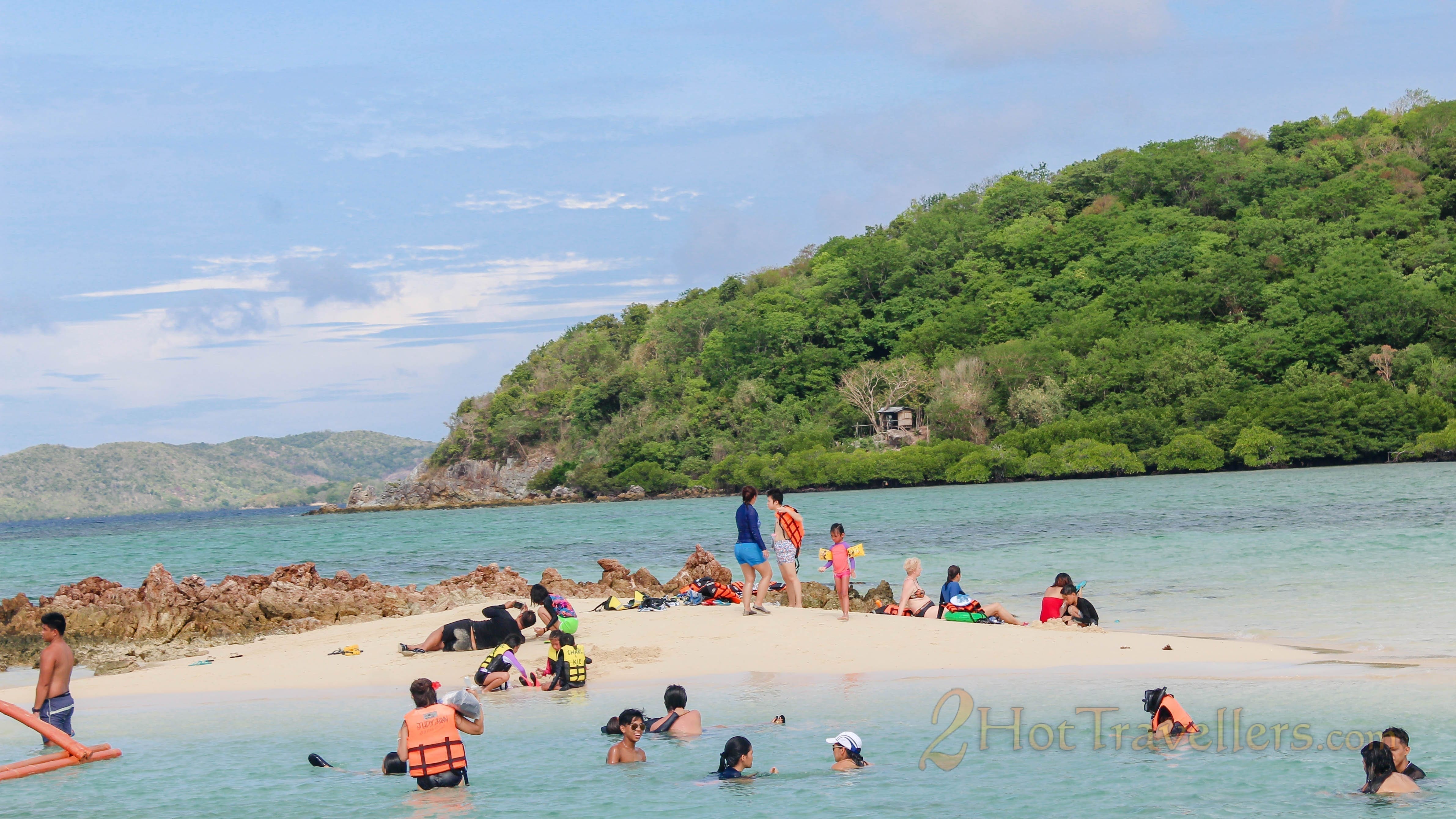 Bulog Dos Island Coron - crowded