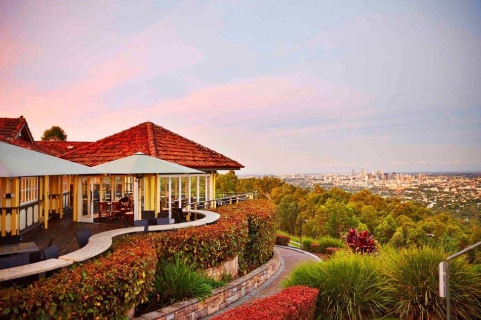 Mt Coot-tha Lookout: Beautiful by day, spectacular by night Mt-Coot-Tha-Summit-Restaurant-Bar